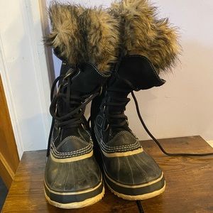 Sorel Joan of Artic boots size 9